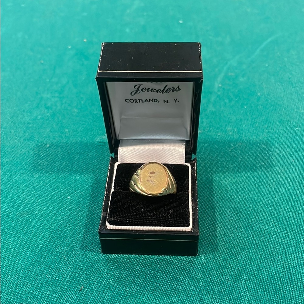 Gold Signet Ring